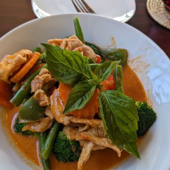 Lopburi Thai - Thai Near Me - Wappingers Falls, New York
