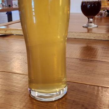 DisBatch Brewing - Breweries Near Me - Macedon, New York