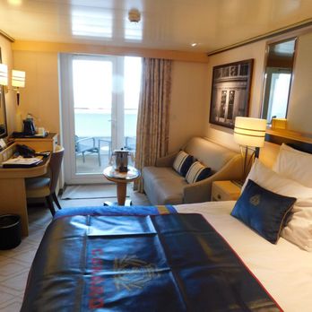 Cunard Line - Hotels Near Me - Southampton, HAM