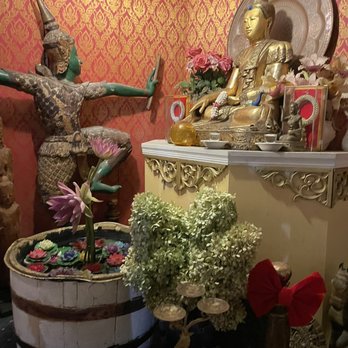King and I - Decor - Thai Near Me - Nyack, New York