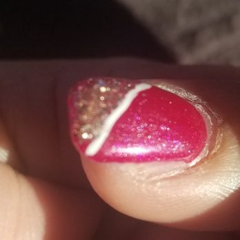 IShine Nail Spa - Missing big gap in the side. - Nail Salons Near Me - Riverside, California