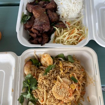 Thai Mee Up - Pork Fried Ribs & Shrimp Pad Thai - Food Trucks Near Me - Kahului, Hawaii Thai Mee Up - Pork Fried Ribs & Shrimp Pad Thai - Food Trucks Near Me - Kahului, Hawaii