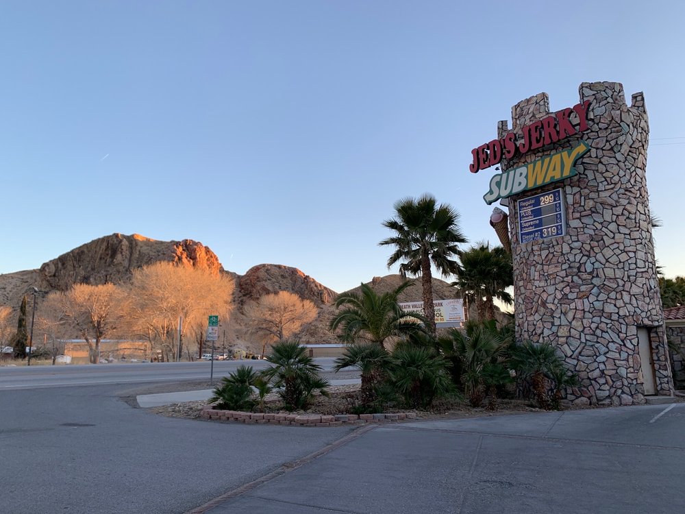 Death Valley Nut & Candy, Beatty Roadtrippers