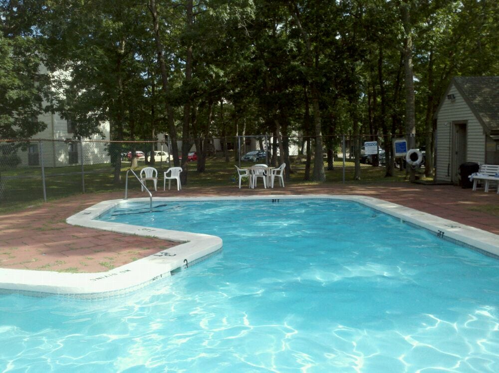 CAPE CROSSROADS CONDOMINIUM TRUST 800 Bearses Way Ofc, Hyannis