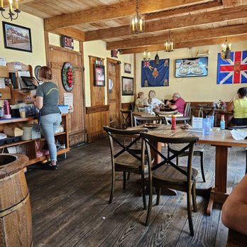 Bull & Crown Publick House - British Near Me - St Augustine, Florida