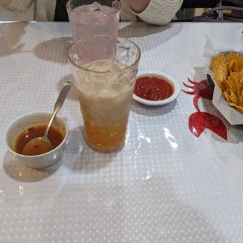 La Bahía Grill - Aguas Frescas Large - Mexican Near Me - Champaign, Illinois