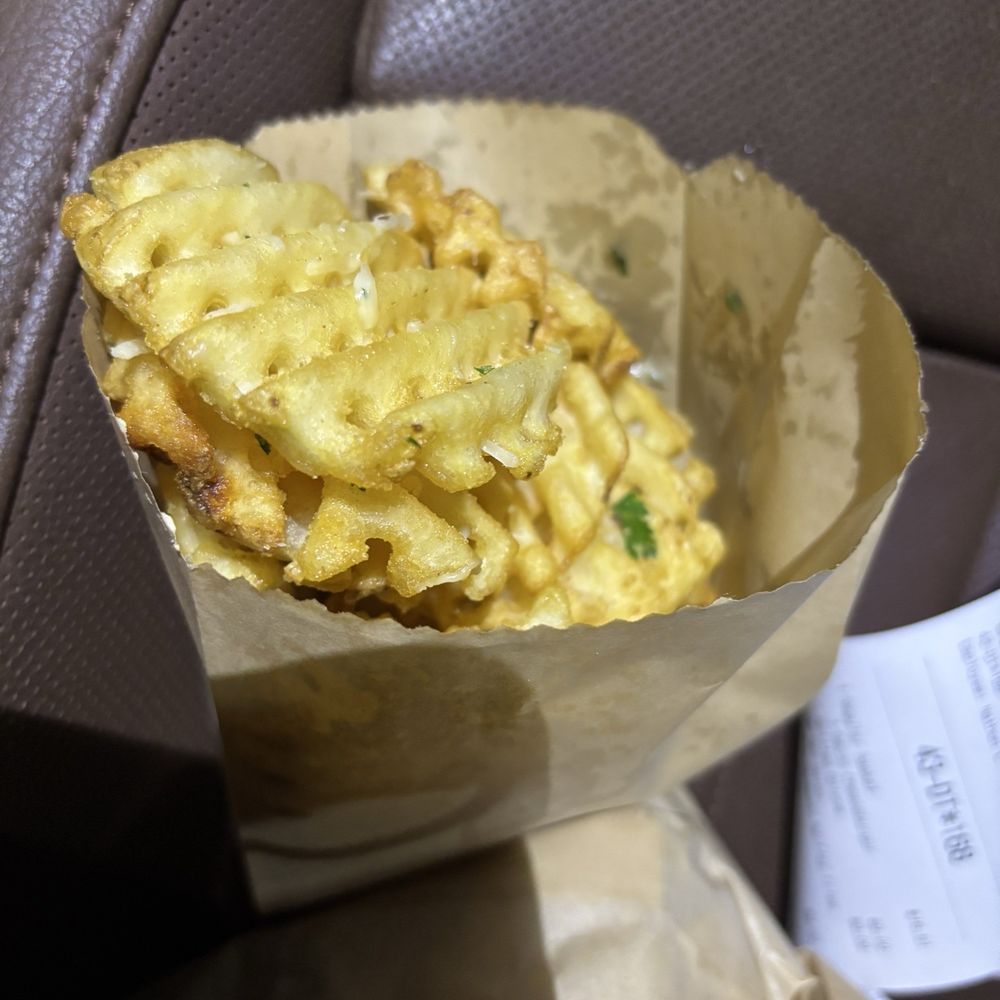 Burgerville - Truffle Parmesan Waffle Fries - Burgers Near Me - Kelso, Washington