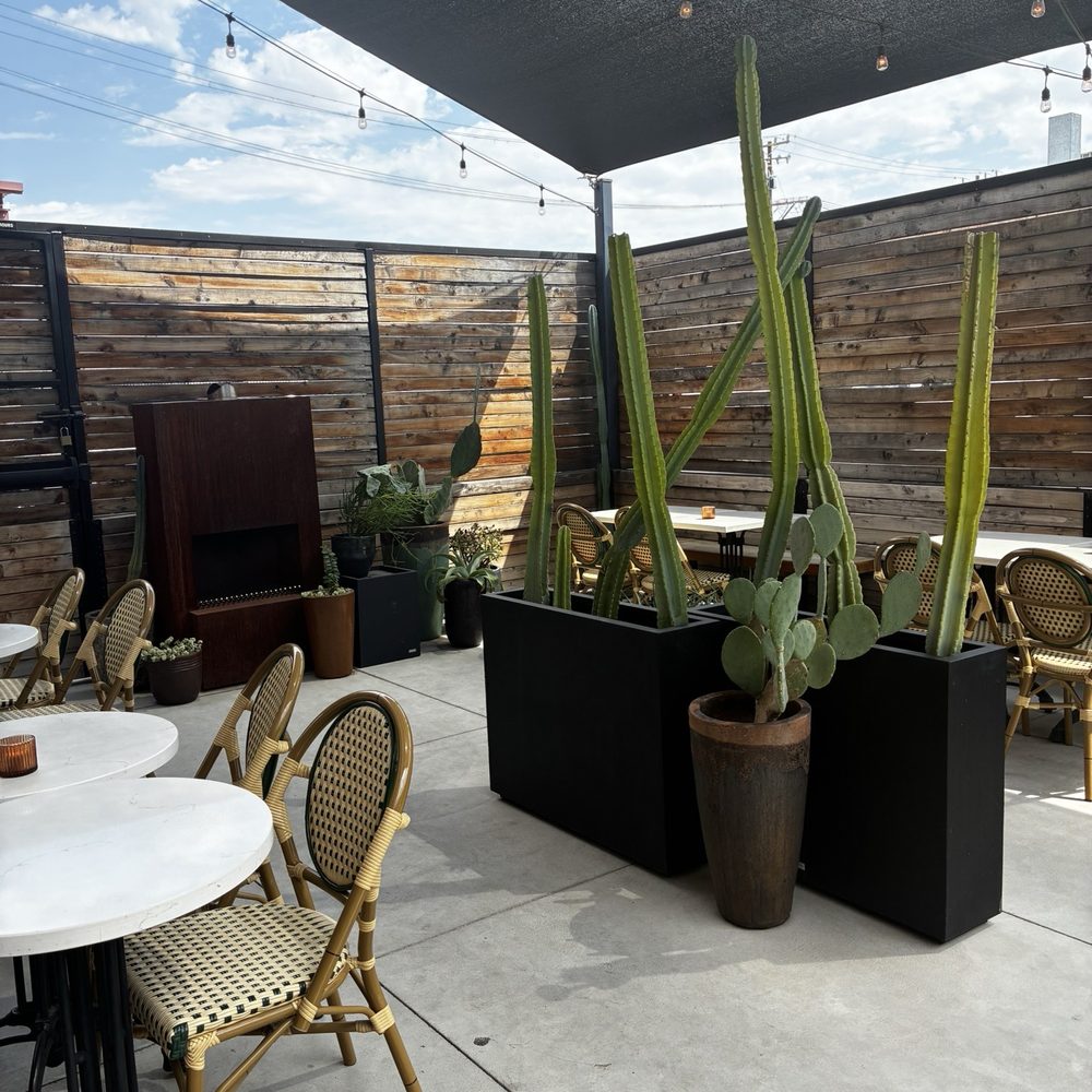 The Botanist - The patio - Cocktail Bars Near Me - Bakersfield, California