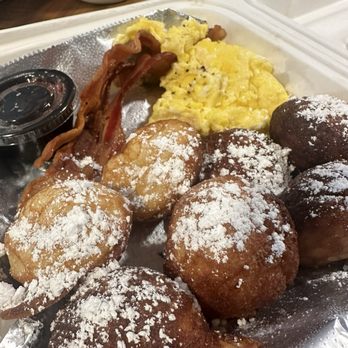 Ainsley’s place - Takeout Aebleskivers with raspberry syrup, scrambled eggs, and bacon - Breakfast & Brunch Near Me - Hermann, Missouri Ainsley’s place - Takeout Aebleskivers with raspberry syrup, scrambled eggs, and bacon - Breakfast & Brunch Near Me - Hermann, Missouri