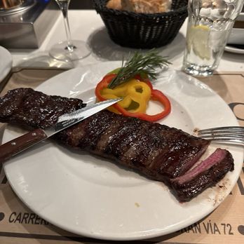 El Gaucho - Thin steak which we call a skirt steak in US. - Tabernas Near Me - Madrid, M El Gaucho - Thin steak which we call a skirt steak in US. - Tabernas Near Me - Madrid, M