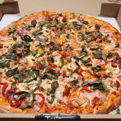 Wood Fired Pizza Company - Beef & Basil 16"