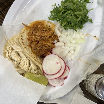 La Salsa Verde - Tacos Near Me - Dallas, Texas