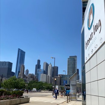 Brown Bag Seafood - Quite the view and people watching. - Salad Near Me - Chicago, Illinois Brown Bag Seafood - Quite the view and people watching. - Salad Near Me - Chicago, Illinois