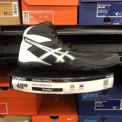 Academy Sports + Outdoors by null