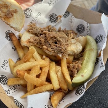 SkyLand Ranch - Buck'n BBQ $20 disappointment - Attraction Farms Near Me - Sevierville, Tennessee SkyLand Ranch - Buck'n BBQ $20 disappointment - Attraction Farms Near Me - Sevierville, Tennessee