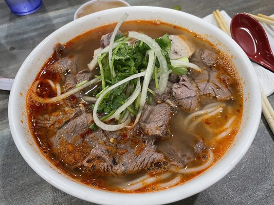 Pho Nam Lua by null