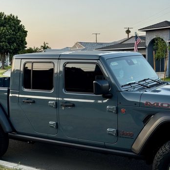 Tint Good Plus - Jeep Gladiator, ceramic 15% - Car Window Tinting Near Me - Buena Park, California Tint Good Plus - Jeep Gladiator, ceramic 15% - Car Window Tinting Near Me - Buena Park, California