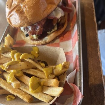 The Burger Stand - Burger - Burgers Near Me - Taos, New Mexico