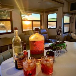 Village West Marina & Resort - How to relax at Village West