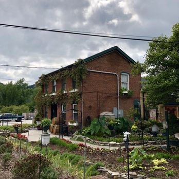 Lanthier Winery - Wineries Near Me - Madison, Indiana