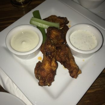 Gold Dust Meridian - wings - Lounges Near Me - Portland, Oregon
