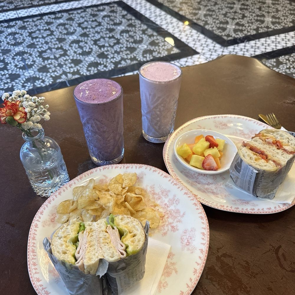Cafe Deko - 2 strawberry banana smoothies, one had blueberries in it. - rating C Sandwiches - sweet chili turkey (D) and chipotle chicken (A) - Coffee & Tea Near Me - Chicago, Illinois Cafe Deko - 2 strawberry banana smoothies, one had blueberries in it. - rating C Sandwiches - sweet chili turkey (D) and chipotle chicken (A) - Coffee & Tea Near Me - Chicago, Illinois