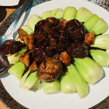 Spicy Moon Chelsea - Mushroom and Bok Choy - Vegan Near Me - New York, New York Spicy Moon Chelsea - Mushroom and Bok Choy - Vegan Near Me - New York, New York
