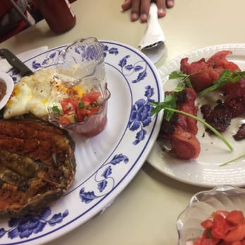 Uncle Mike's Place - Bigatin w/ side of Tocino - Breakfast & Brunch Near Me - Chicago, Illinois Uncle Mike's Place - Bigatin w/ side of Tocino - Breakfast & Brunch Near Me - Chicago, Illinois