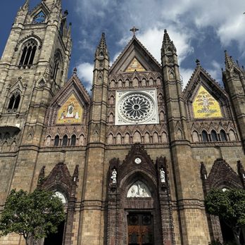 Templo Expiatorio - Churches Near Me - Guadalajara, JAL