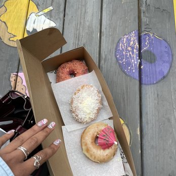 Doe Donuts - Goodness - Donuts Near Me - Portland, Oregon
