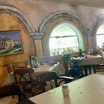 Prima Pasta Restaurant - Interior - Italian Near Me - Houston, Texas Prima Pasta Restaurant - Interior - Italian Near Me - Houston, Texas