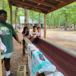 Camp Mardela - Carpet Pool