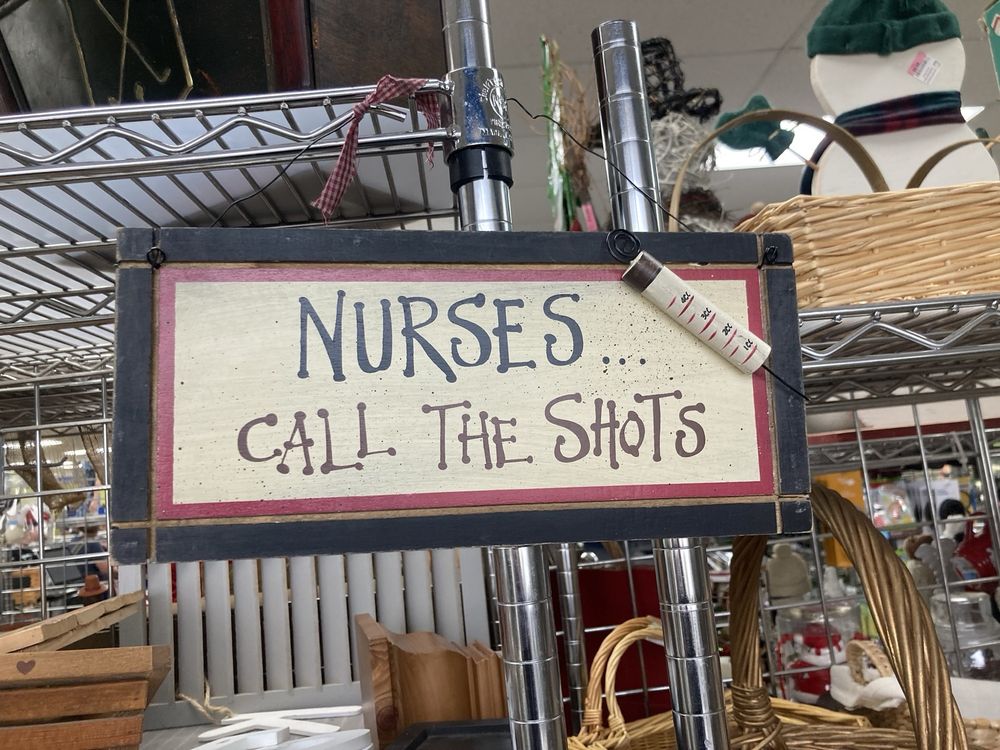 GOODWILL STORE Updated July 2024 22 Photos & 10 Reviews 5520