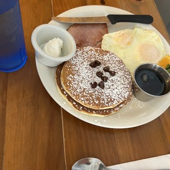 Moke’s Bread And Breakfast - Pancakes with optional chocolate chips - Breakfast & Brunch Near Me - Honolulu, Hawaii