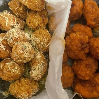 Fire Wings - Garlic parm and buffalo boneless wings - Chicken Wings Near Me - Delta Shores, California Fire Wings - Garlic parm and buffalo boneless wings - Chicken Wings Near Me - Delta Shores, California