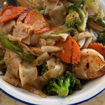 Chanpen Thai Cuisine - Thai Near Me - Phoenix, Arizona