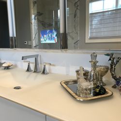 Oakwood Automation Systems - Mirrored TV