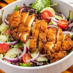 1877 Pub & Grub - Fried Chicken Salad