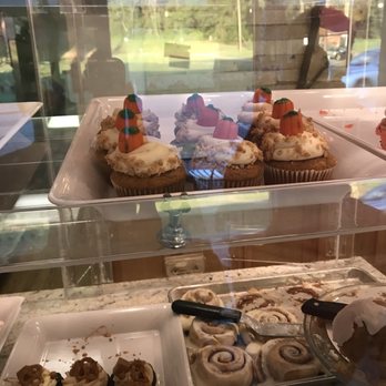 K & J's Elegant Pastries - Desserts Near Me - Birmingham, Alabama