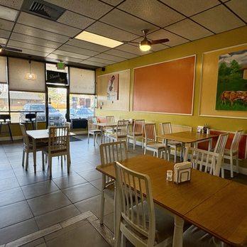 Urban Plaza Cafe - Overview of the dining room - Coffee & Tea Near Me - Aurora, Colorado Urban Plaza Cafe - Overview of the dining room - Coffee & Tea Near Me - Aurora, Colorado
