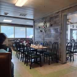 Debbies Diner - Small and charming, not over decorated