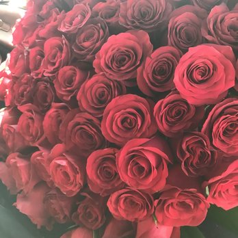 Bells Flowers - 80 roses - Florists Near Me - Philadelphia, Pennsylvania Bells Flowers - 80 roses - Florists Near Me - Philadelphia, Pennsylvania