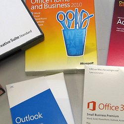 Computer Resource Center - Hands-on classes in Microsoft Office and Adobe Creative Suite.