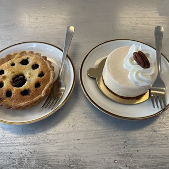 Mayte Sweets - Frangipane and carrot cake Bavarian - Patisserie/Cake Shop Near Me - New Bern, North Carolina