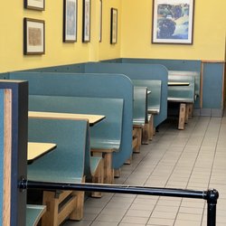 Brighton Hot Dog Shoppe