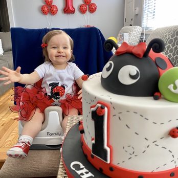 Dulce de Leche Cake Shop - My happy little girl and her fabulous birthday cake! - Desserts Near Me - Brightwaters, New York