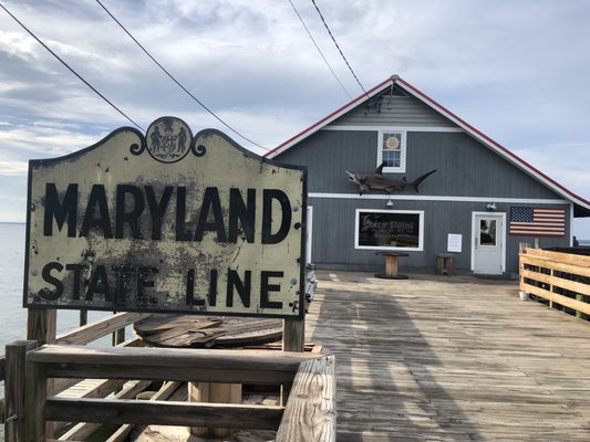 Coles Point Tavern by null