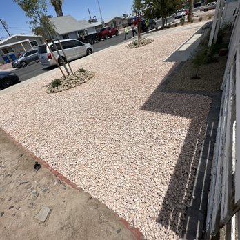 C & Ma Landscaping Services - a view of a gravel driveway - Landscaping Near Me C & Ma Landscaping Services - a view of a gravel driveway - Landscaping Near Me