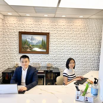 Biocrede Endodontics - Dr. Snow Feng, DMD endodontist /root canal specialist welcoming patients at Biocrede Endodontics in Diamond Bar, serving nearby cities. - Endodontists Near Me - Diamond Bar, California Biocrede Endodontics - Dr. Snow Feng, DMD endodontist /root canal specialist welcoming patients at Biocrede Endodontics in Diamond Bar, serving nearby cities. - Endodontists Near Me - Diamond Bar, California