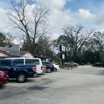Burns Original BBQ - Parking - Barbeque Near Me - Houston, Texas